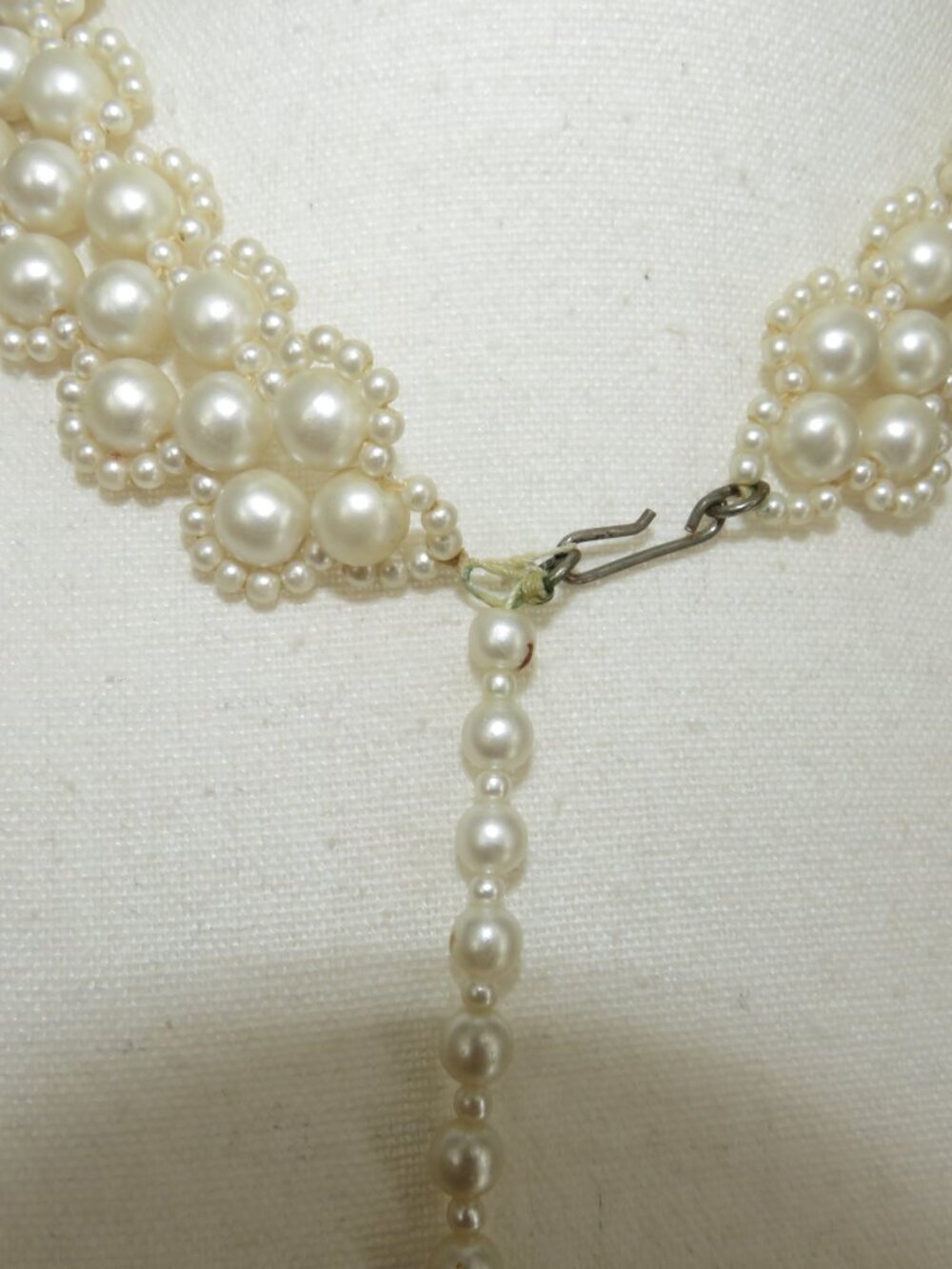 pearl choker necklace white woven beaded vintage adjustable length 17in to 20in - Picture 5 of 5